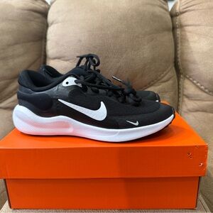 Nike Black and White Athletic Shoes